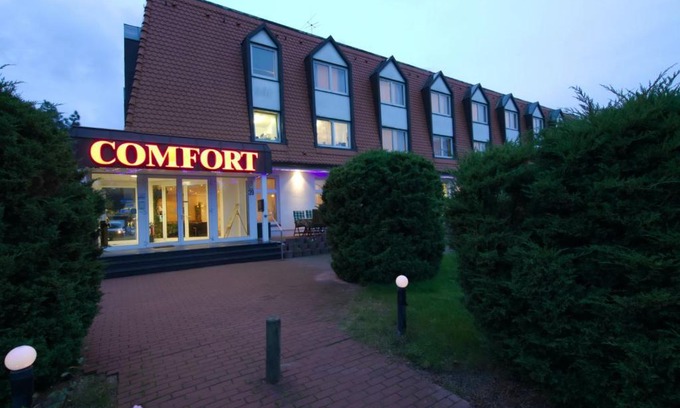 Bernau bei Berlin Hotel | Discover Comfort Hotel Bernau: Pet-Friendly & Family Enjoyment