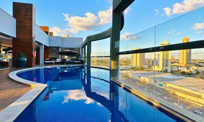 Parque Sagrada Familia Hotel | Discover Comfort Hotel & Suites Rondonopolis: Family-Friendly Stay