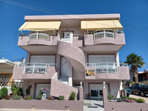 Palekastro Apartment | Oceanfront Comfort House Mimosa 2: Guest Rated 9.8/10