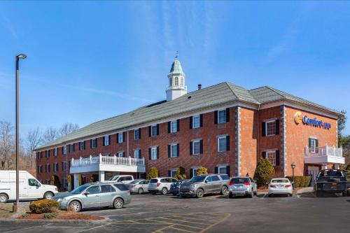 Auburn Hotel | Convenient Stay at Comfort Inn Auburn-Worcester for Families