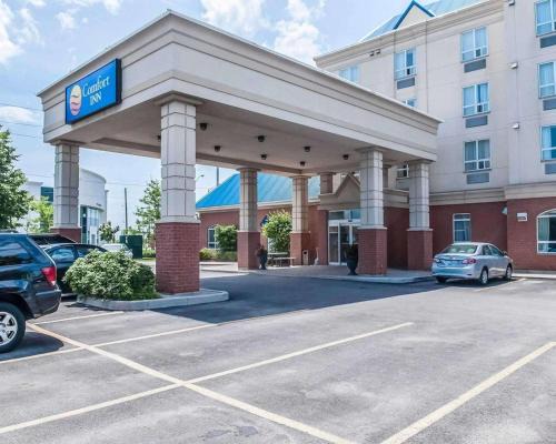 Gateway Hotel | Budget-Friendly Comfort Inn Mississauga with Family Amenities