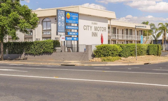 Dubbo Hotel | Oceanview Comfort Inn Dubbo City: Family-Friendly Retreat