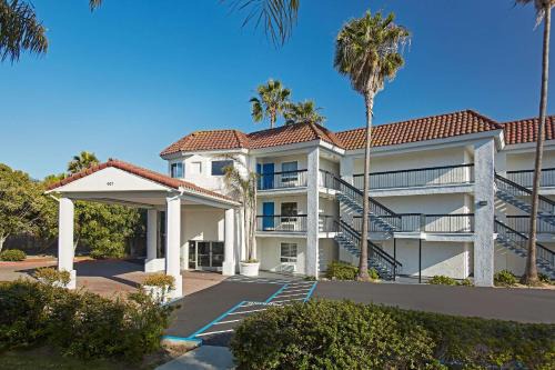 Leucadia Hotel | Convenient Comfort Inn Encinitas - Ideal for Families