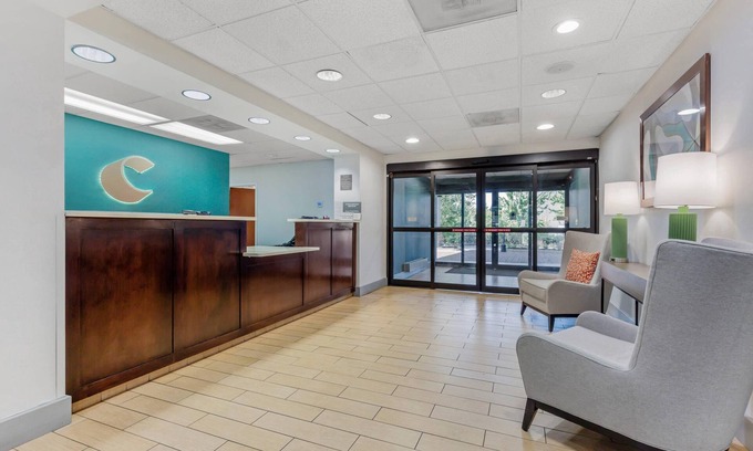 Montpelier Hotel | Comfort Inn Laurel: Quality Stay with Pool and Spa Access