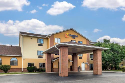 Romeoville Hotel | Comfort Inn Romeoville: Family-Friendly Amenities Await