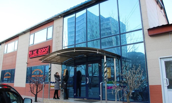 Vladivostok Hotel | Budget-Friendly Stay at Comfort Inn with Hot Tub & Breakfast