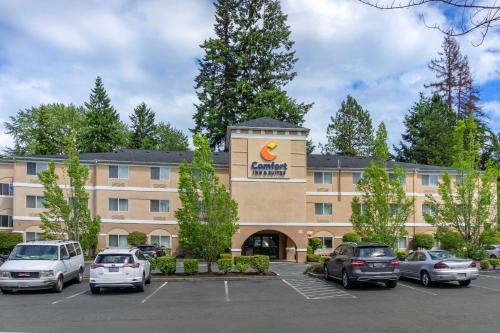 Canyon Park Hotel | Convenient Comfort Inn & Suites Bothell – Seattle North
