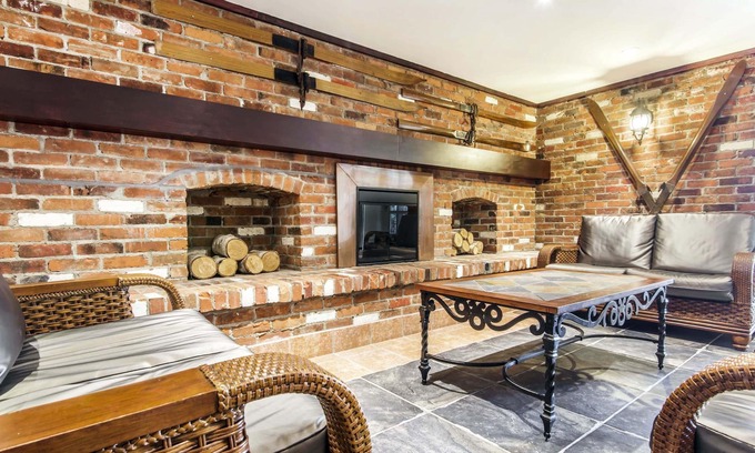 Collingwood Hotel | Welcoming Comfort Inn & Suites: Family-Friendly Amenities