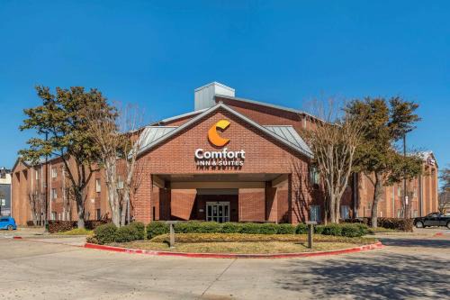 Dallas Hotel | Relaxing Stay at Comfort Inn & Suites North Dallas-Addison