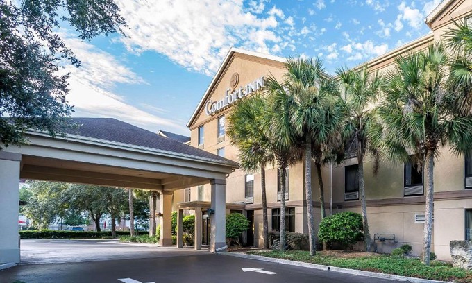 Gainesville Hotel | Pet-Friendly Comfort Inn University in Scenic Gainesville