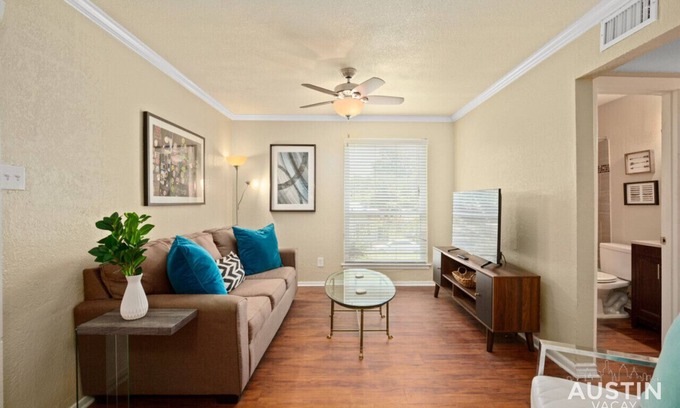 Cherrywood Apartment | Cozy Getaway: Experience Culture in Central Austin