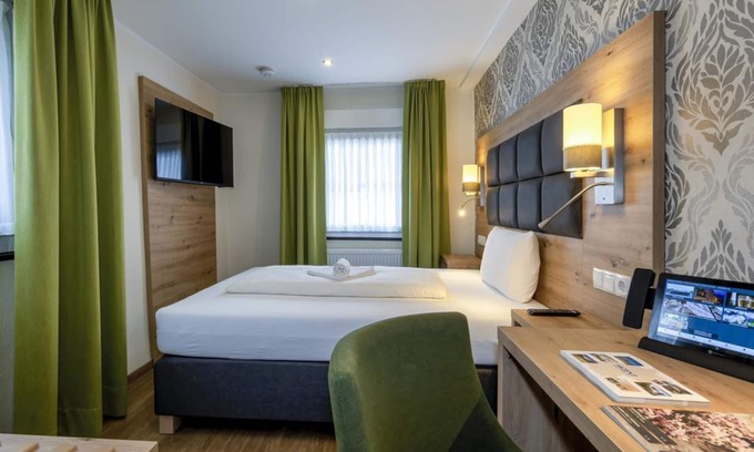 Rhens House | Comfort single room GH-Last-Minute-Rate B&B - AKZENT Hotel Roter Ochse
