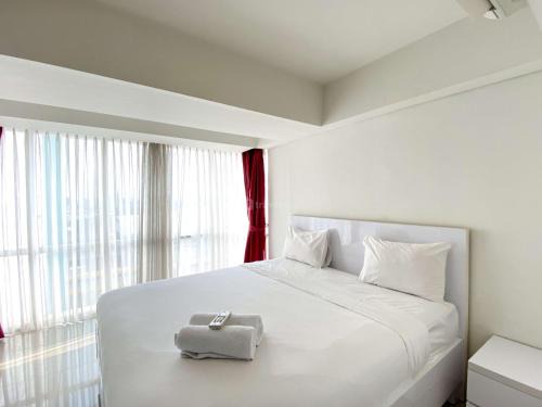 Jatinegara Apartment | Cozy 2BR Apartment at H Residence for Your Perfect Getaway