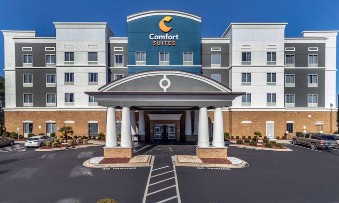 Florence Hotel | Comfort Suites Florence I-95: Family-Friendly Getaway