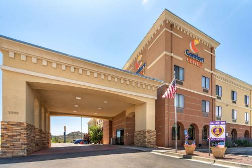 Gallup Hotel | Pet-Friendly Retreat at Comfort Suites Gallup East