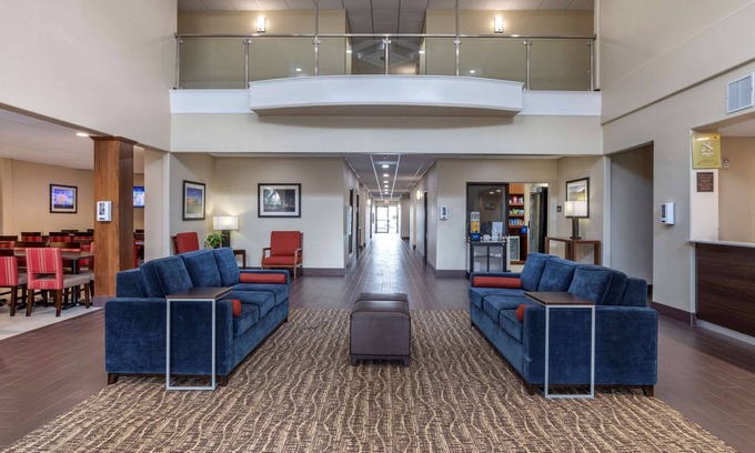 South Main Hotel | Convenient Comfort Suites near Texas Medical Center & NRG