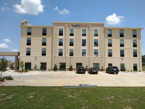 Claiborne Hotel | Pet-Friendly Comfort Suites West Monroe near Expo Center
