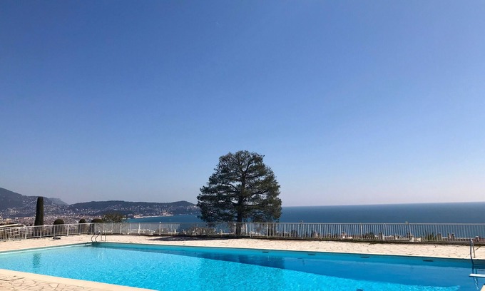 Fabron Apartment | Idyllic Sea View with Pool & Pet-Friendly Amenities