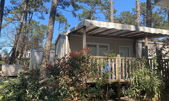 Saint-Julien-en-Born House | Comfortable MH with forest view, 10-minute drive to sea, small pets welcome.