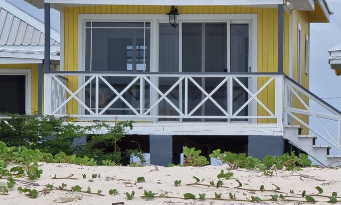 Codrington Cottage | Cozy 1-Bed Cottage in Codrington Barbuda with Breakfast