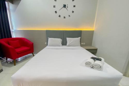 Semarang Apartment | Cozy 1BR Retreat at Amartha View Apartment by Travelio