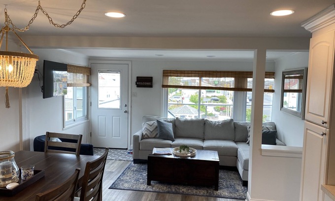 Beach Haven Terrace Apartment | Ocean View 2 Bedroom Apartment - Rated 9.4 by Guests