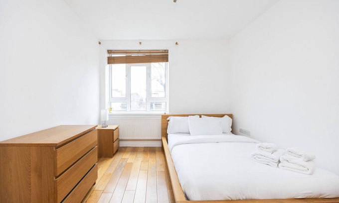 Bryanston and Dorset Square Apartment | Cozy 2 Bedroom Retreat with Kitchen in Marylebone
