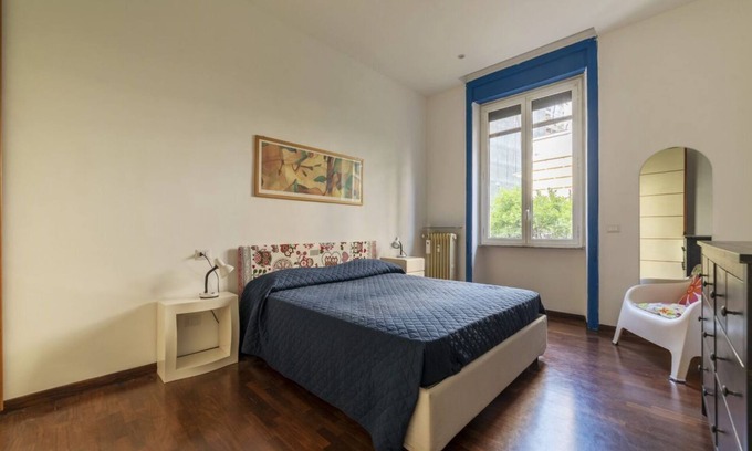 Universita Apartment | Comfortable Piazza Bologna Flat with Kitchen & Breakfast