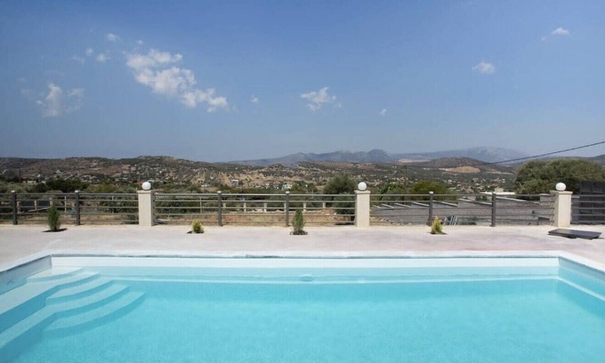Saronikos Villa | Comfortable accommodation with a pool, perfect for relaxation and nature.
