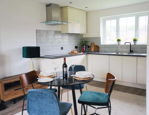 Doncaster Apartment | Cozy House with Child-Friendly Amenities and Off-Road Parking