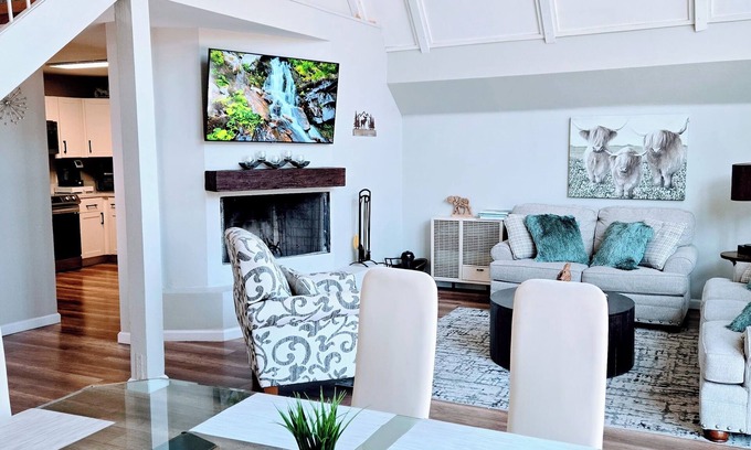 Banning Ski Chalet | Inviting Family Retreat with Pet-Friendly Amenities
