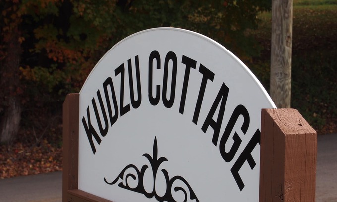 Greeneville Apartment | Modern Cottage Retreat Near Tusculum University – 10/10 Rated