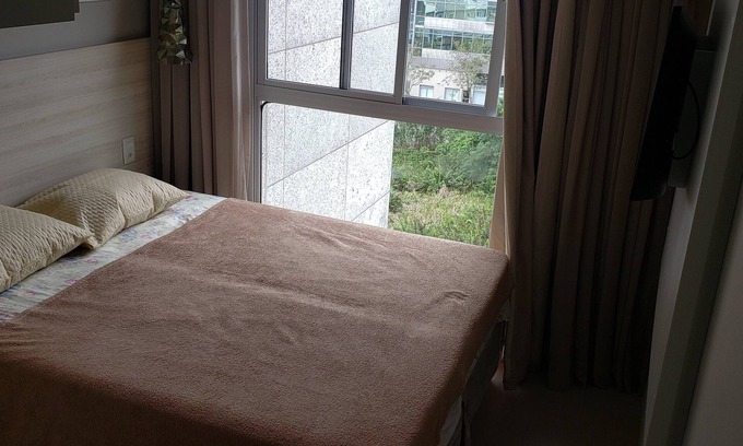 Recreio dos Bandeirantes Apartment | Stylish Loft with Ocean View Near BRT and Shopping