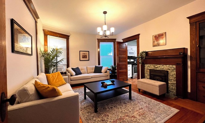 Dwight Apartment | Inviting and Relaxing Stay with Spa & Hot Tub Access