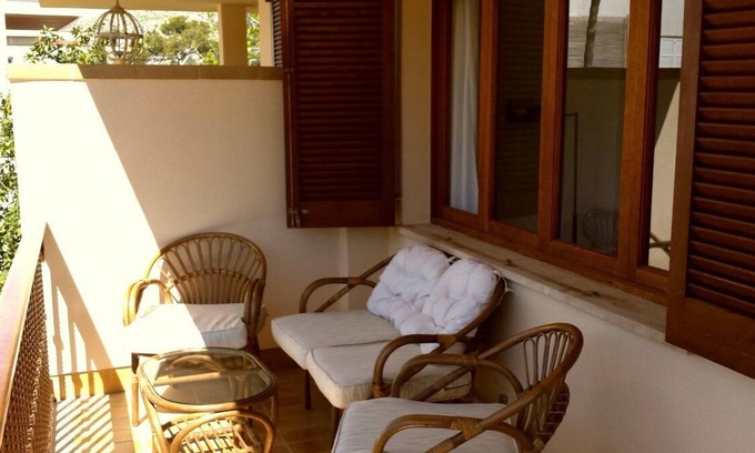 Puerto de Pollensa Apartment | Cozy Apartment Steps from the Beach with Ocean View & Wi-Fi