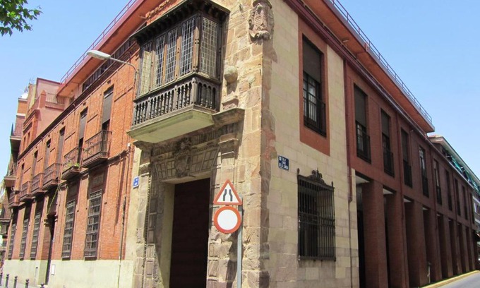 Ciudad Real Apartment | Convenient Apartment in Ciudad Real with Balcony & Pet-Friendly