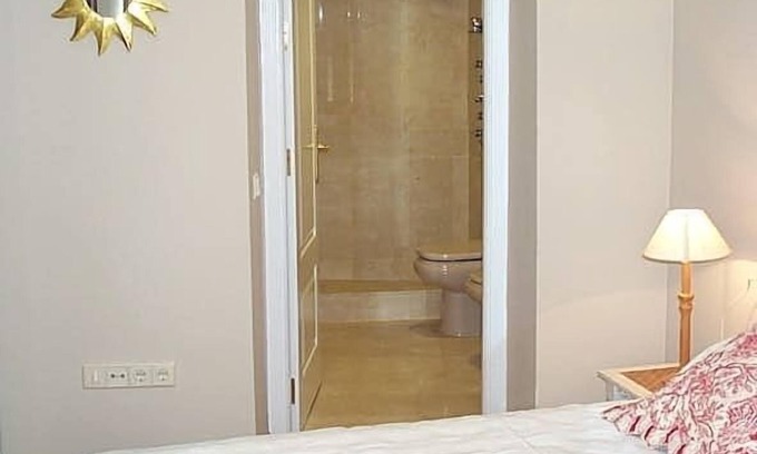 San Bartolome Apartment | Cozy Apartment with Kitchen in Seville's Historic Old Town