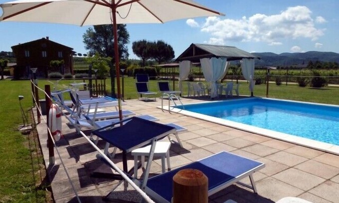 Torgiano Apartment | Relaxing Farmhouse Apartment with Pool near Assisi & Perugia