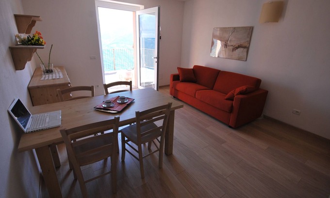Civo Apartment | Comfortable apartment in the Rhaetian Alps overlooking Lake Como