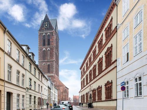 Wismar Apartment | Cozy Apartment in Wismar with Fireplace & Pool Access