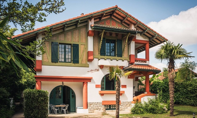 Magescq Villa | Cozy Basko-Landaiser-Villa with Garden and Sea Views