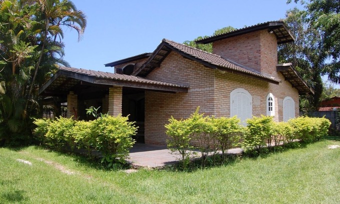 Barra do Sahy House | Cozy Beach House with Ocean Views and Family-Friendly Amenities
