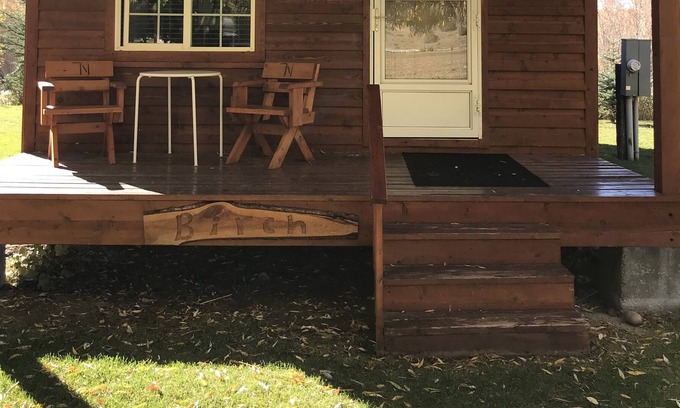 Heise Cabin | Cozy Cabin Retreat with Full Kitchen Near Outdoor Adventures