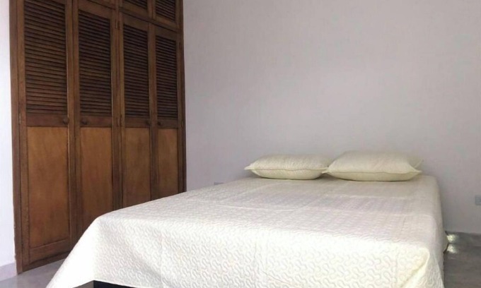 La Castellana Apartment | Conveniently Located Apartment with Spa and Pet-Friendly Perks