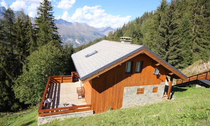 Vallandry Ski Chalet | Experience Chalet Landry: Ideal for Families and Groups