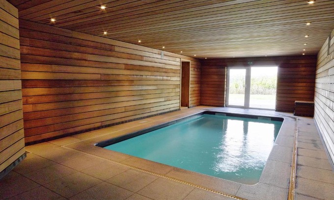 Stoumont House | Cozy Chalet with Pool and Sauna Near Stoumont, Rated 10/10