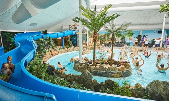 Roggel Villa | Family-Friendly Villa with Pool and Breakfast in Limburg