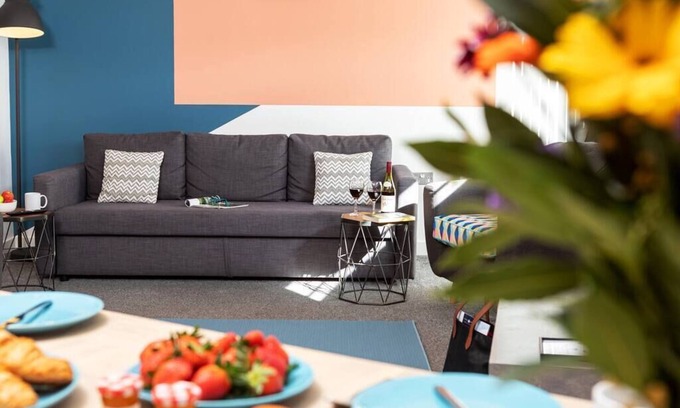 Lancaster Apartment | Inviting City Apartment with Free Parking at Bridge Square