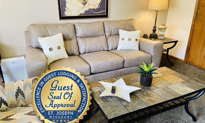 St. Joseph House | Immaculate 2-Bedroom Home with Family-Friendly Amenities