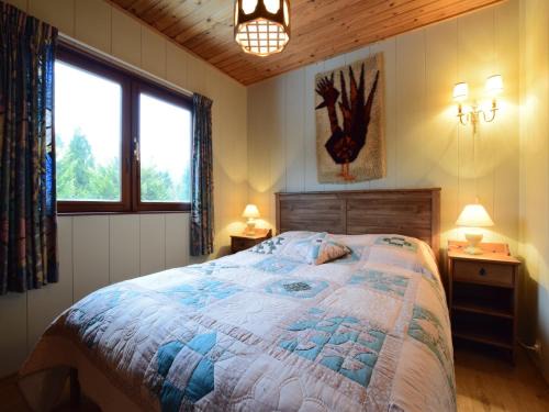 Gouvy Ski Chalet | Cozy Cottage Retreat Near Lake Cherapont - Pet Friendly Stay